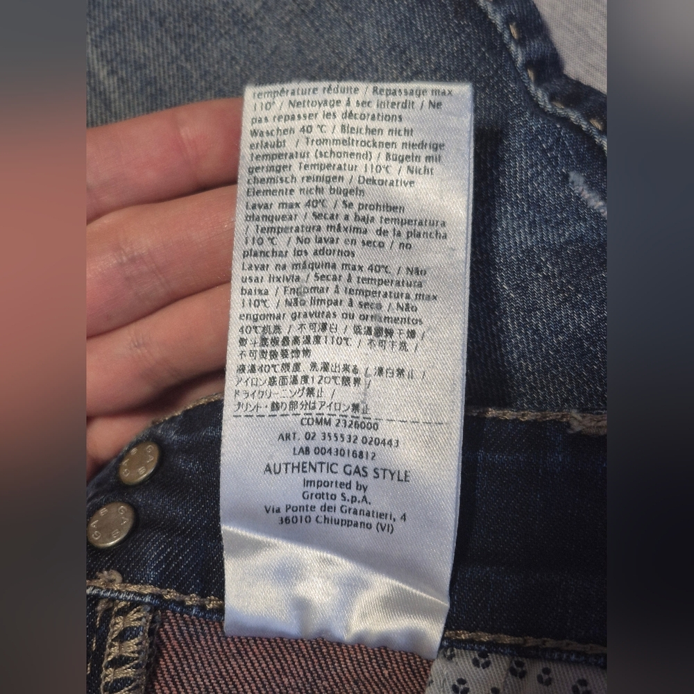 GAS Permium Brand Distressed Jeans - Picture 9 of 15